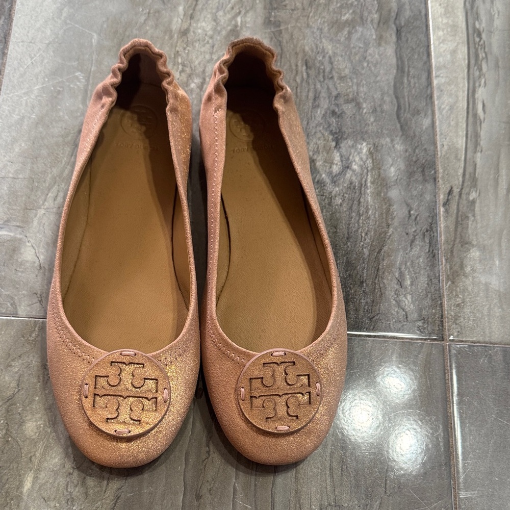 Tory Burch Women's Gold-Peach glittery ballet